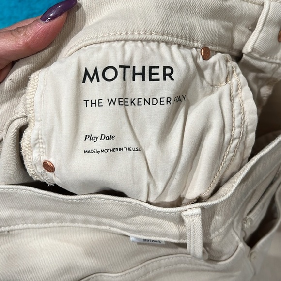 🔥Mother TheWekender Fray Cream Flare Jeans🔥 - Picture 6 of 10